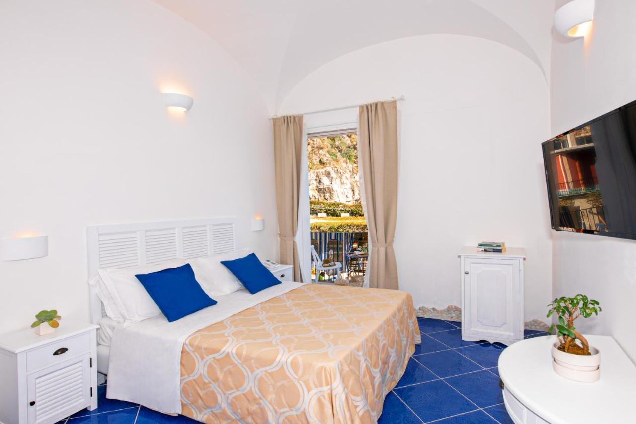 Hotel Alfonso A Mare Праяно Екстер'єр фото